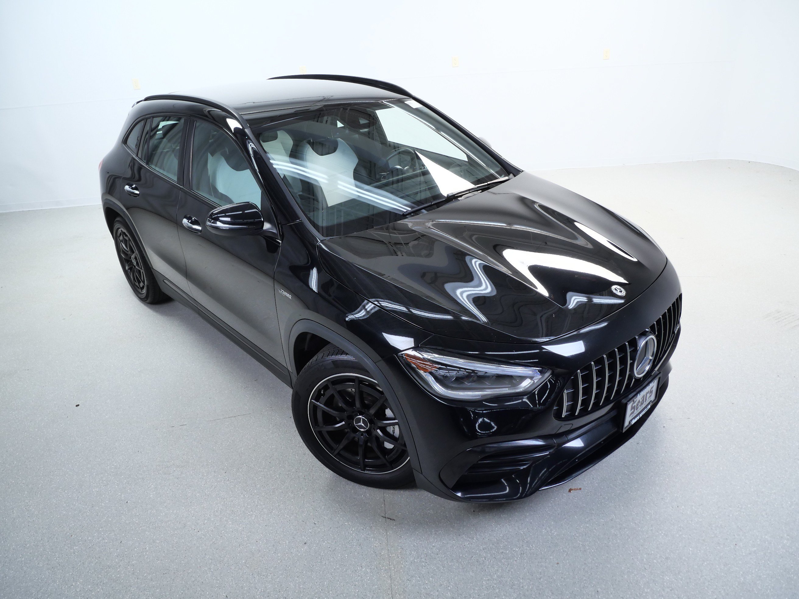 Certified 2023 Mercedes-Benz GLA 35 AMG 4MATIC image 4