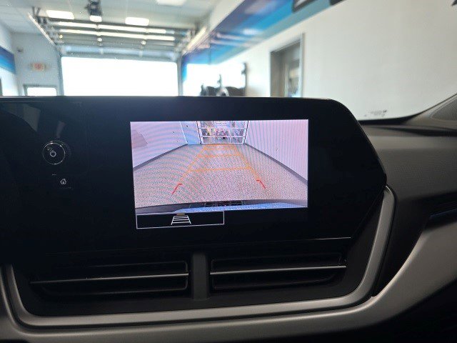 Certified 2024 Chevrolet Trax LS w/ Driver Confidence Package image 21