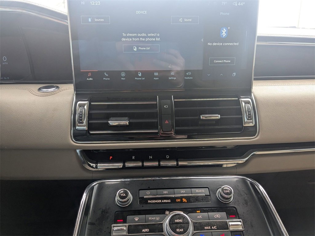 Used 2022 Lincoln Navigator L Reserve image 18