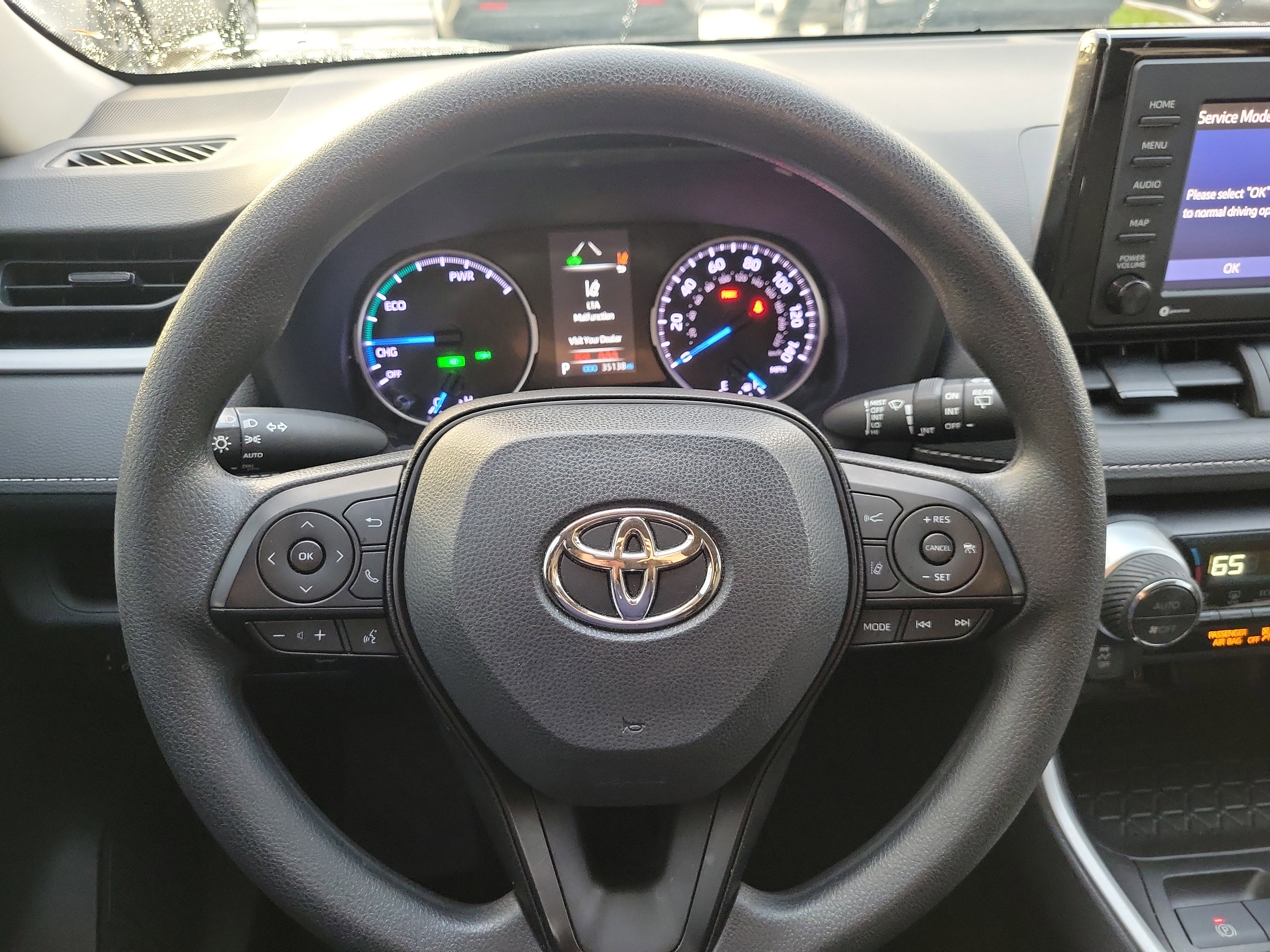 Used 2022 Toyota RAV4 XLE image 23