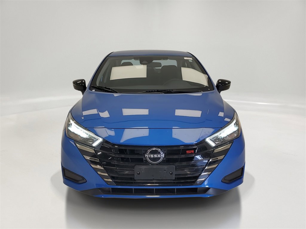 Used 2024 Nissan Versa SR image 2