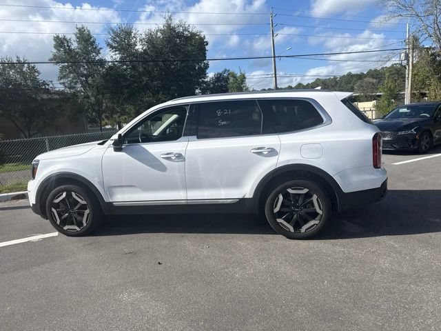 Used 2024 Kia Telluride S w/ S Sunroof Package FWD image 6
