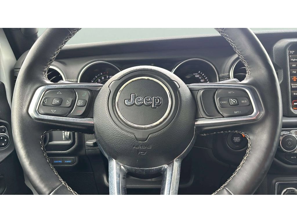 Used 2023 Jeep Wrangler Sahara w/ Cold Weather Group image 14