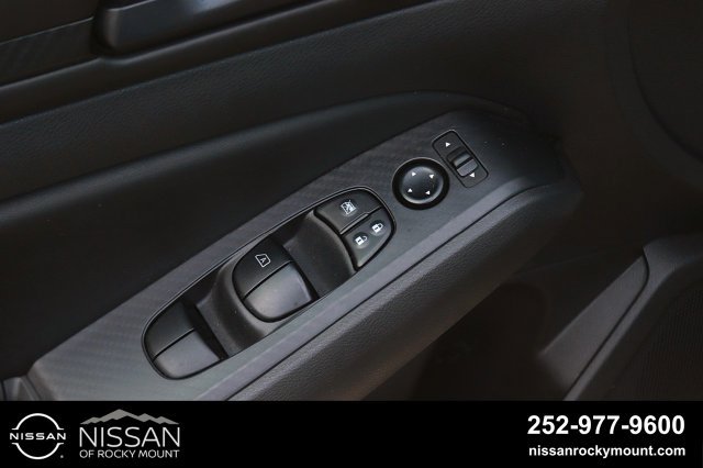 Certified 2025 Nissan Altima 2.5 S FWD image 11