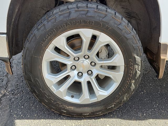 Used 2024 Chevrolet Silverado 1500 LTZ w/ Z71 Off-Road Package image 7