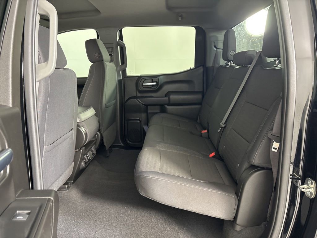 Used 2024 Chevrolet Silverado 1500 Custom w/ Turbomax Blackout Package image 19