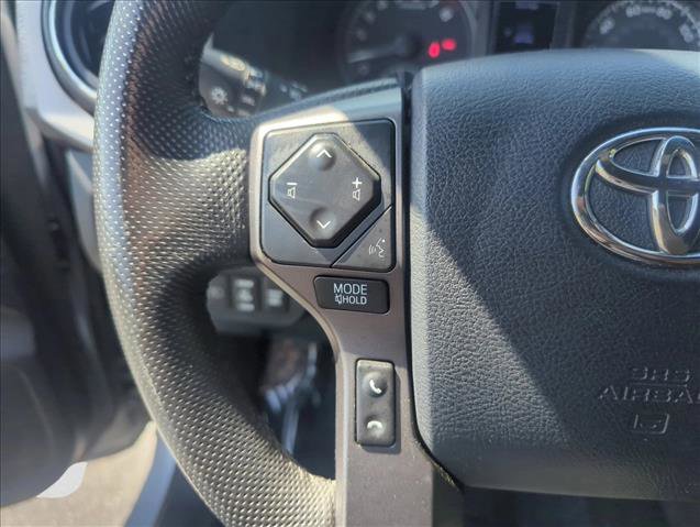 Used 2020 Toyota Tacoma TRD Off-Road image 12
