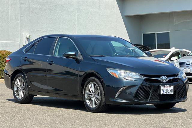 Certified 2017 Toyota Camry SE FWD image 5