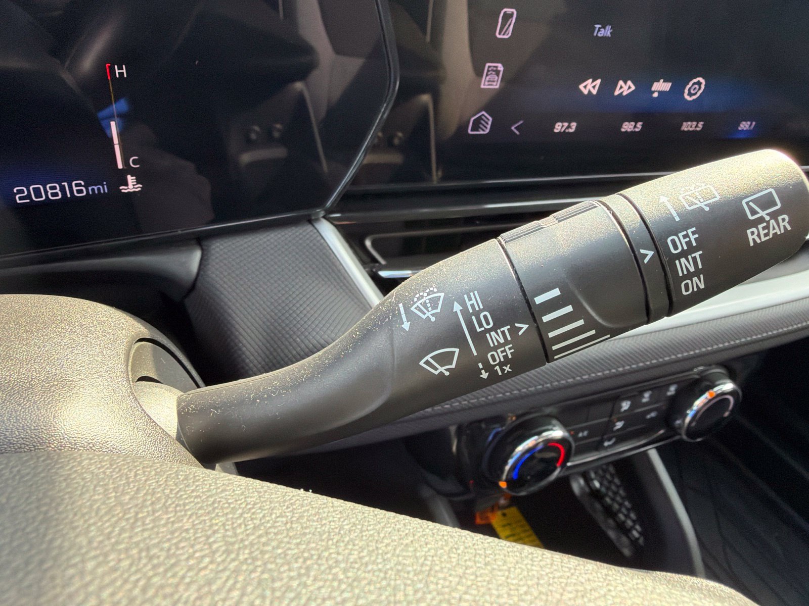 Used 2024 Chevrolet TrailBlazer LT w/ Driver Confidence Package FWD image 19