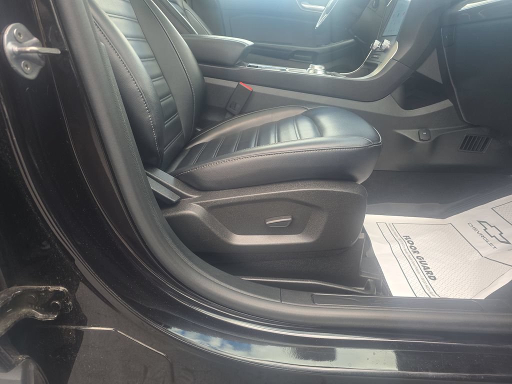 Used 2023 Ford Edge SEL w/ Convenience Package AWD/4WD image 35