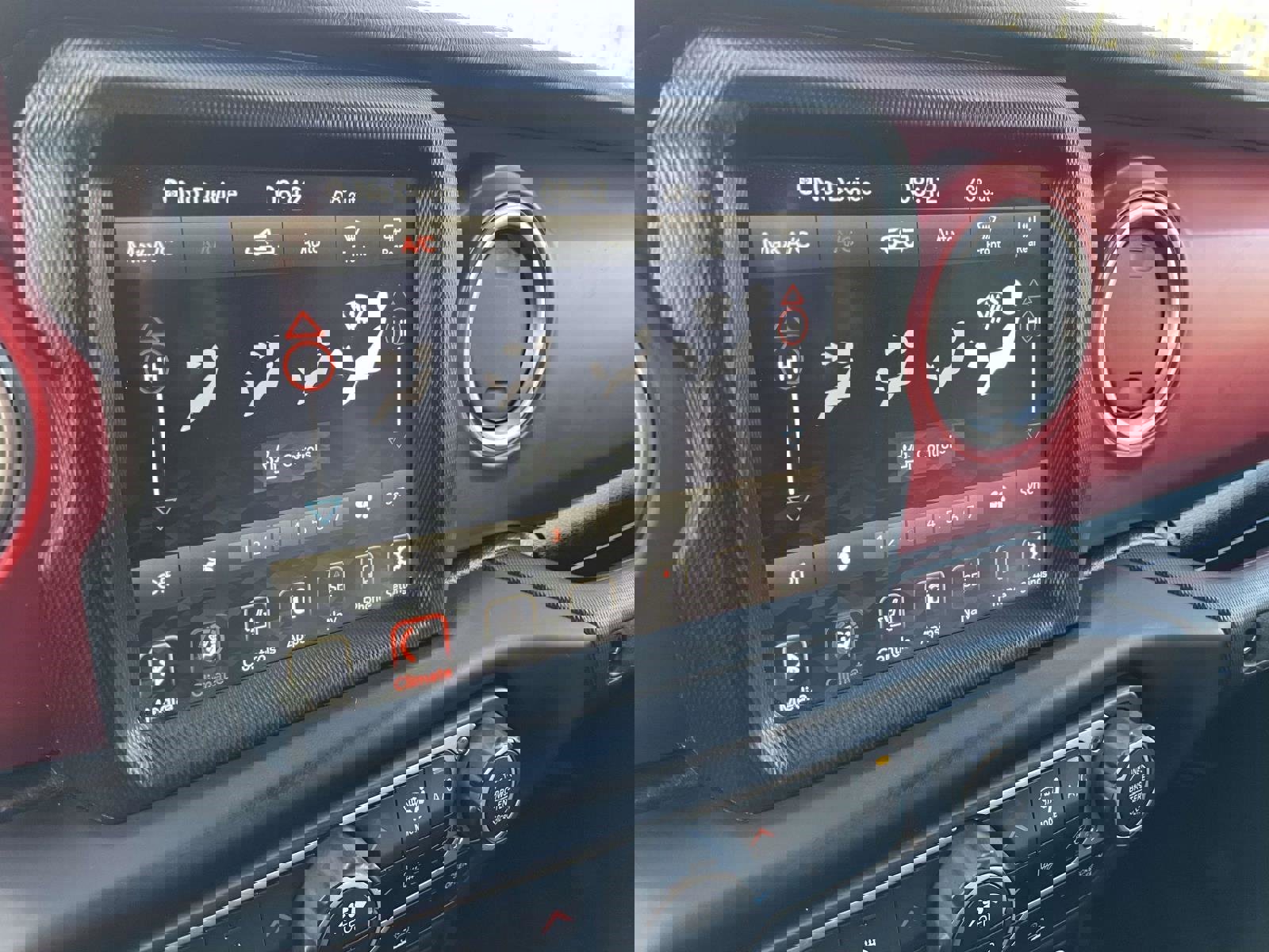 Used 2022 Jeep Gladiator Rubicon w/ LED Lighting Group AWD/4WD image 34