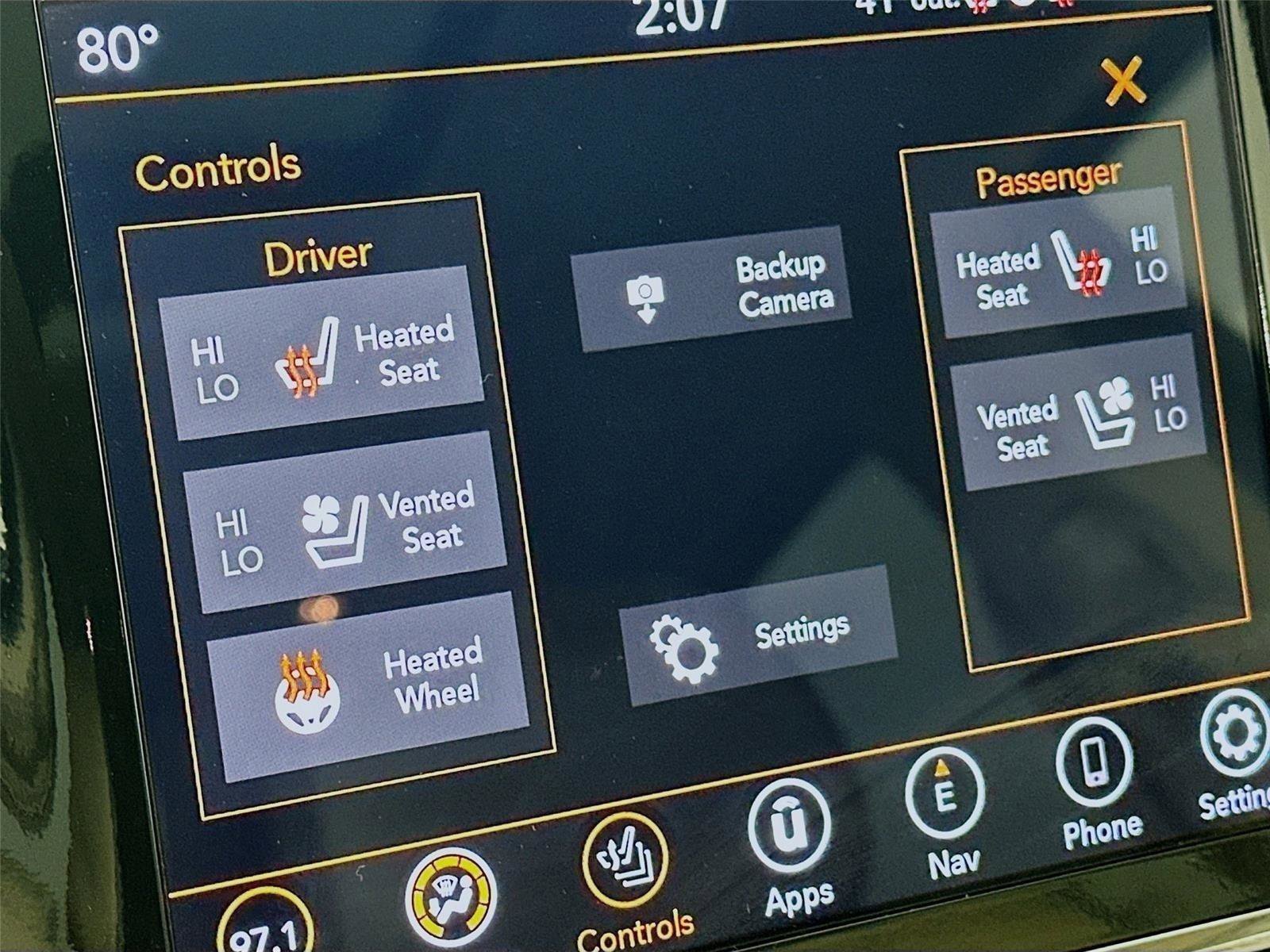 Used 2021 Jeep Grand Cherokee Overland image 27