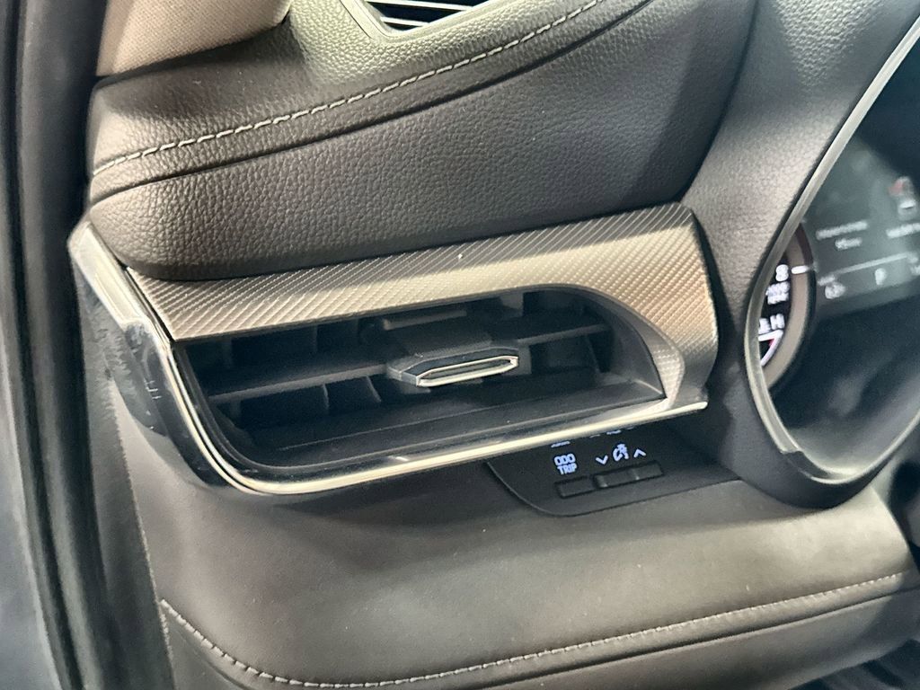 Used 2021 Toyota Highlander Platinum AWD/4WD image 15