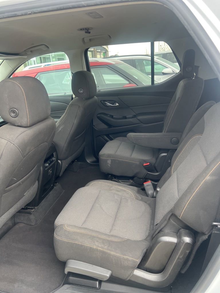 Used 2018 Chevrolet Traverse LT FWD image 6