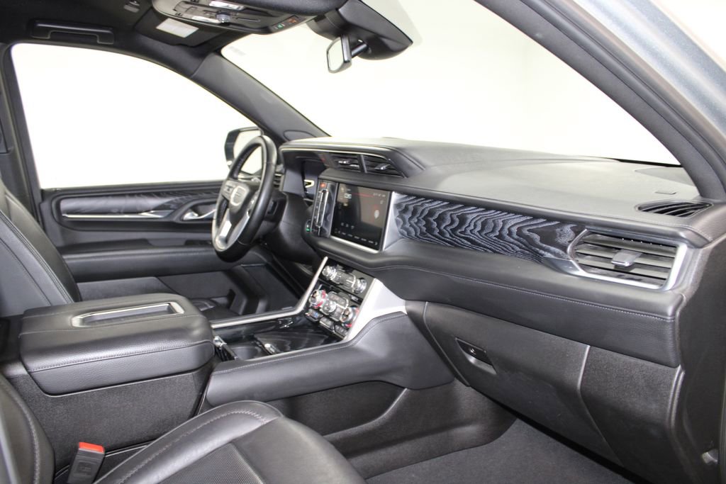 Used 2024 GMC Yukon XL Denali image 33