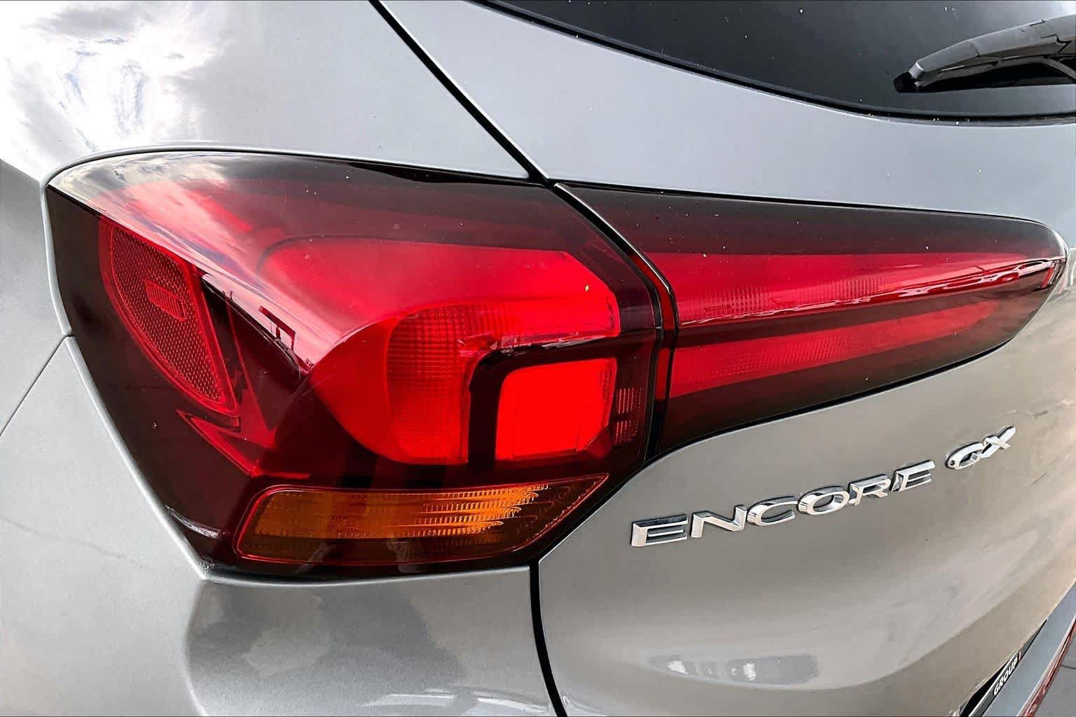 Used 2023 Buick Encore GX Select w/ Sport Touring Package FWD image 29