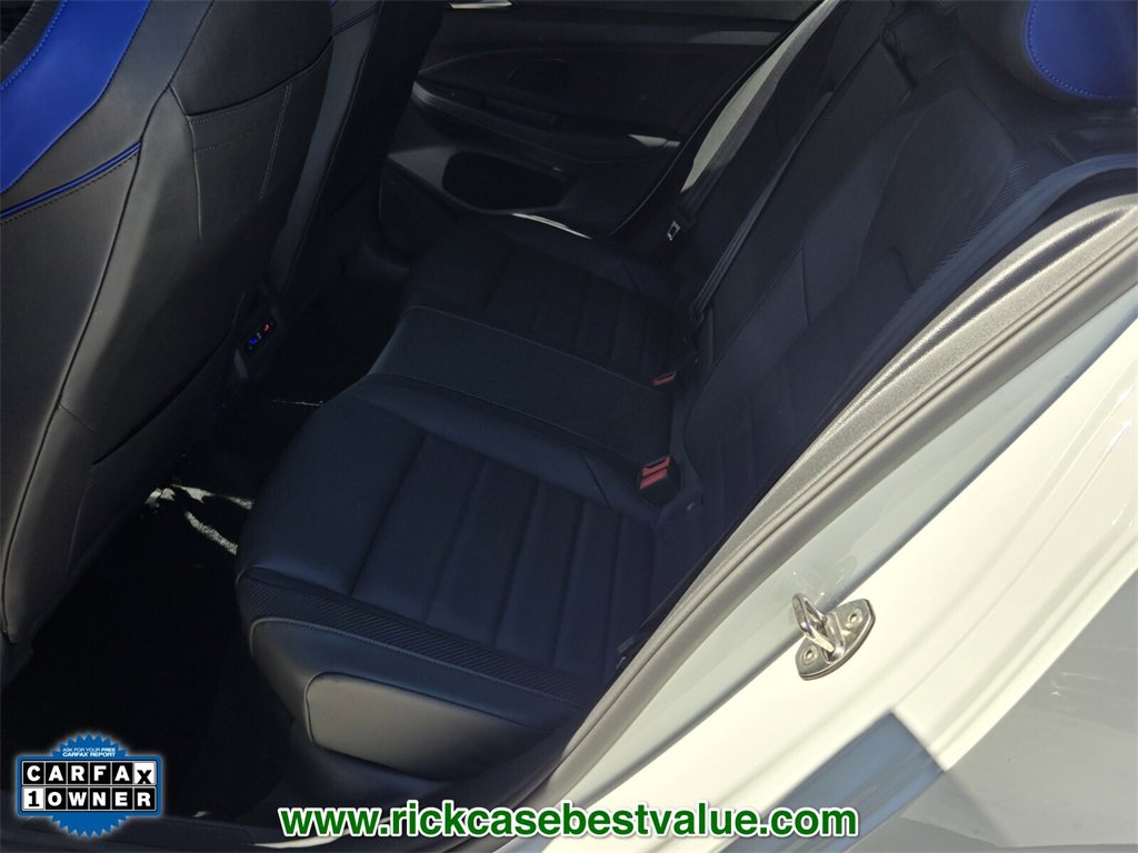 Used 2024 Volkswagen Golf R image 12