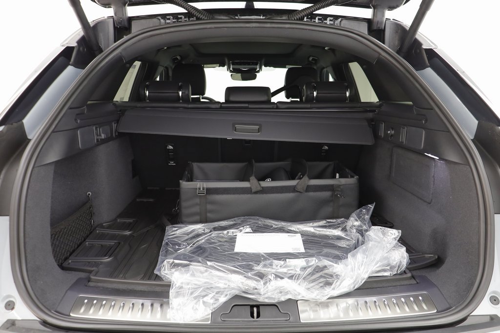 New 2026 Land Rover Range Rover Velar Dynamic SE image 18