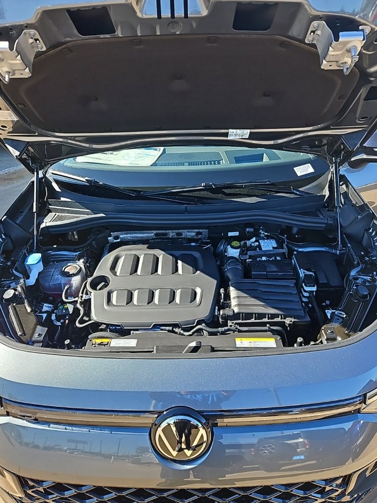 New 2026 Volkswagen Tiguan SE R-Line image 10