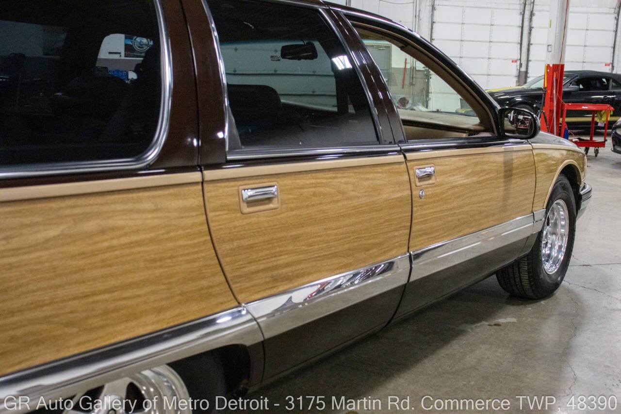 Used 1996 Buick Roadmaster Estate image 24