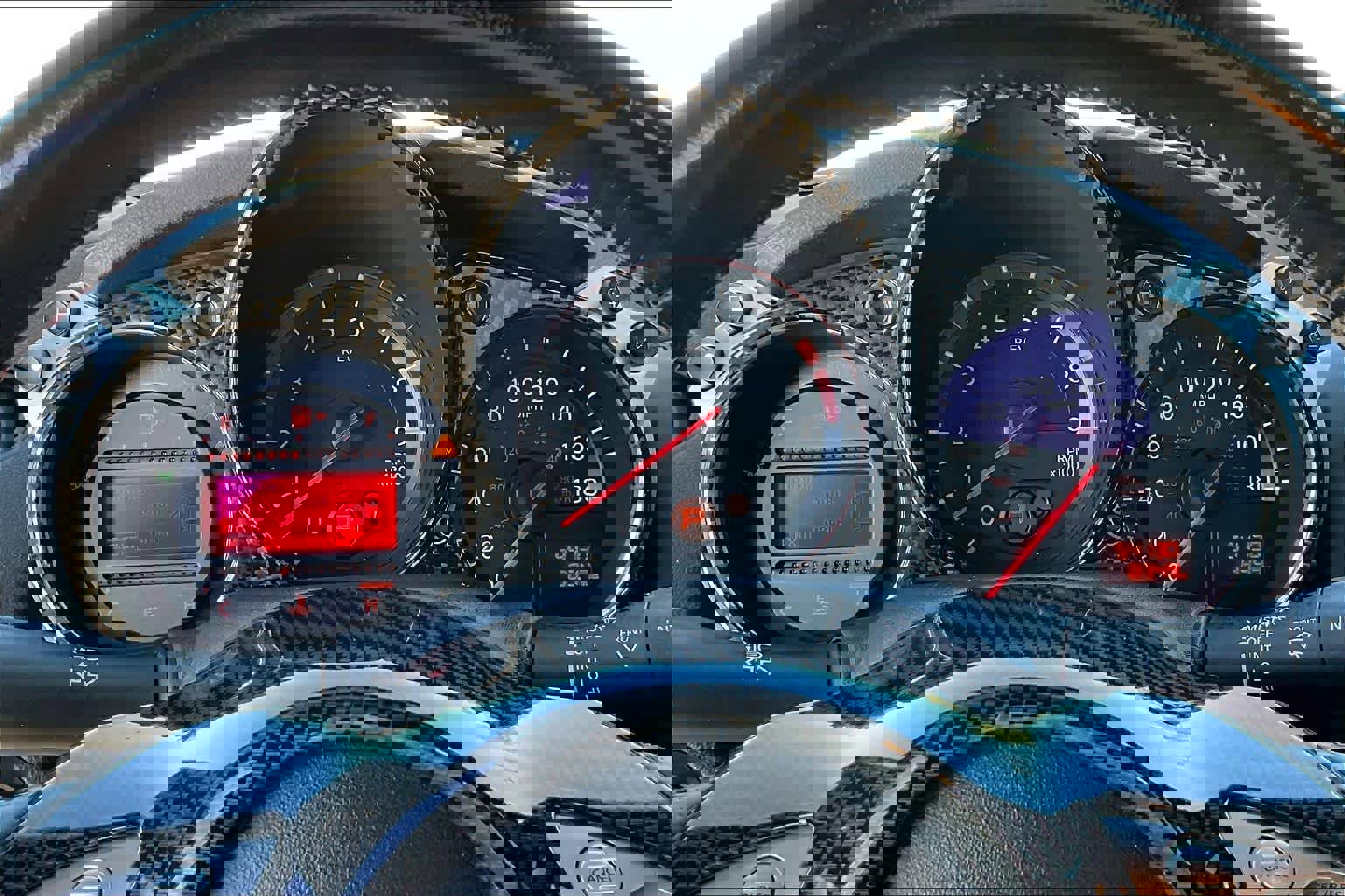 Used 2020 Nissan 370Z Coupe image 19