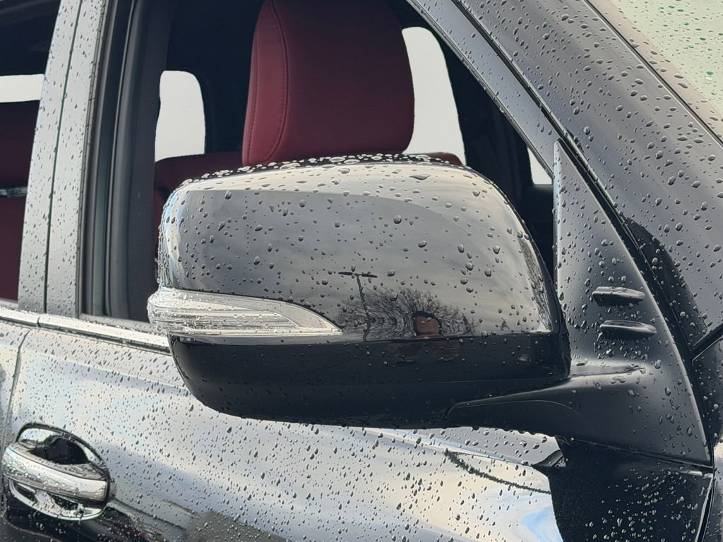 Used 2023 Lexus GX 460 Premium w/ Premium Plus Package image 29