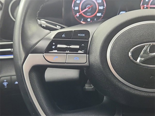 Certified 2023 Hyundai Elantra Limited w/ Cargo Package image 18