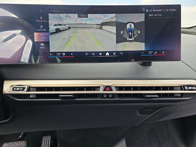 New 2026 BMW iX xDrive60 w/ Premium Package image 23