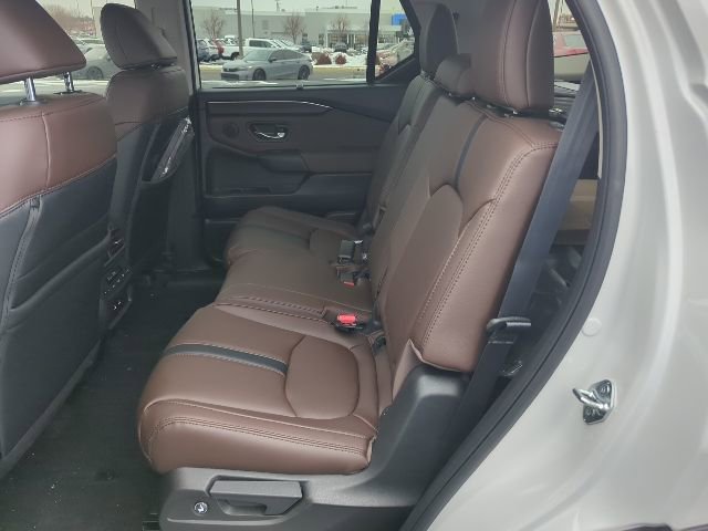 New 2026 Honda Pilot Touring image 11