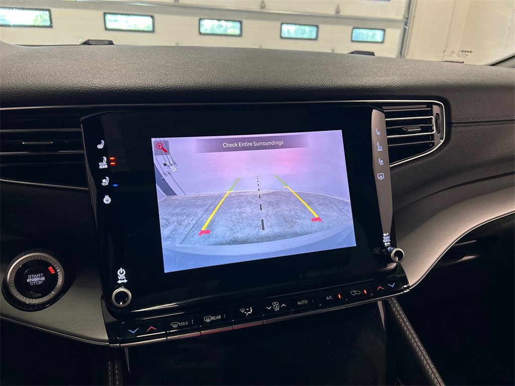 Used 2024 Jeep Wagoneer Series II image 24