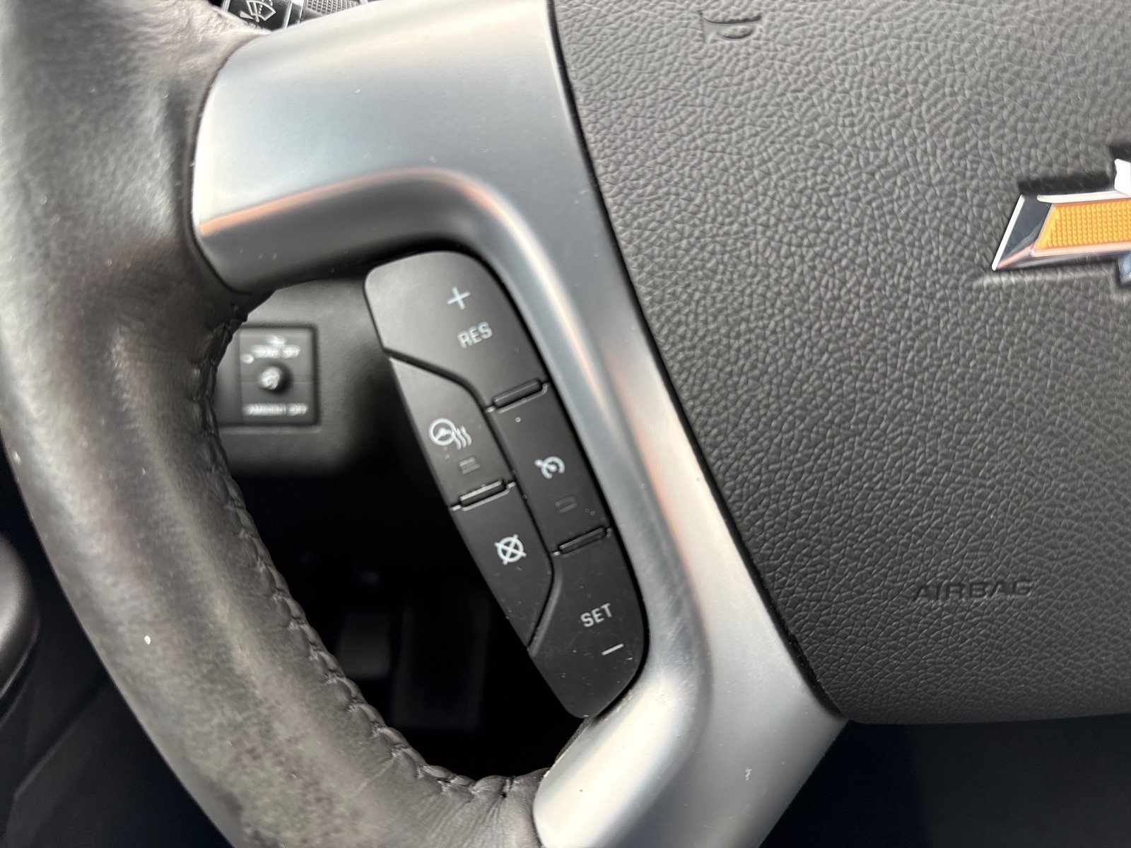 Used 2015 Chevrolet Traverse LTZ FWD image 20