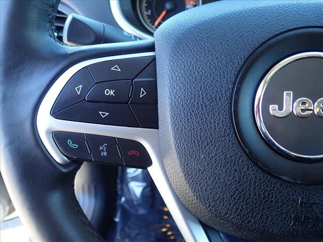 Used 2017 Jeep Cherokee Trailhawk image 13