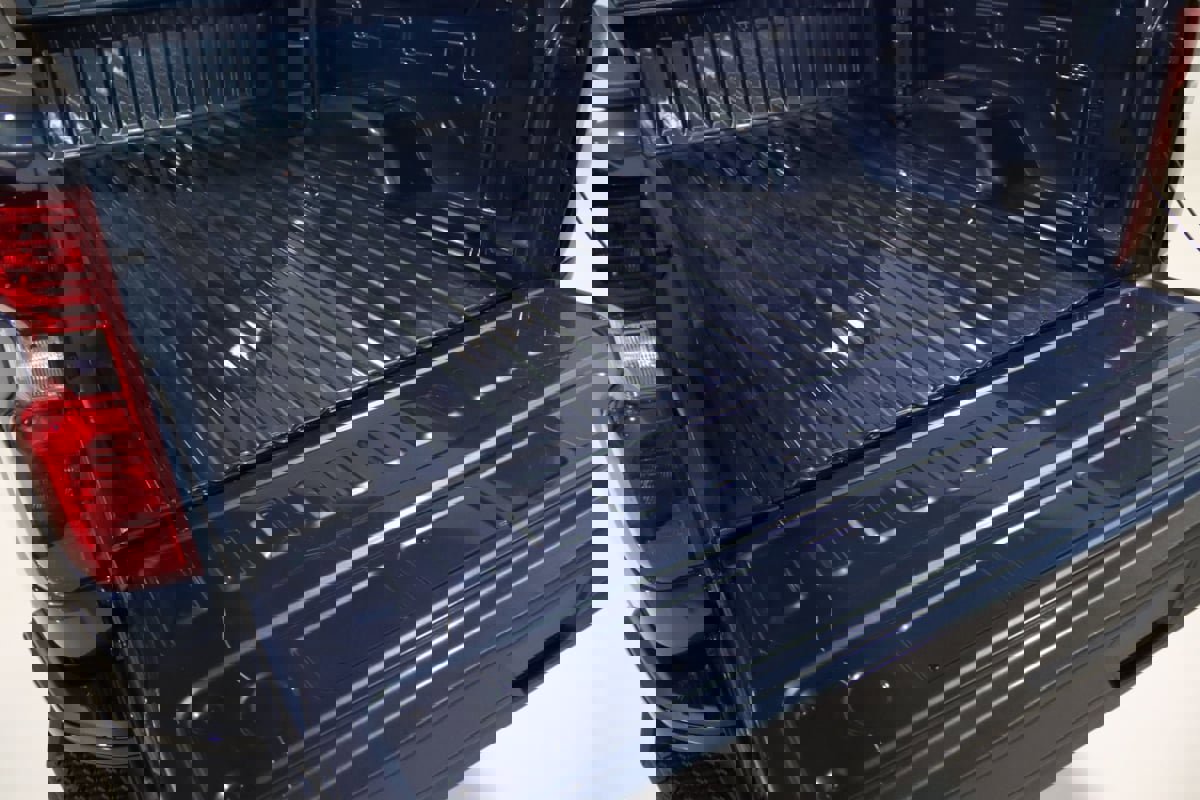 Used 2026 Chevrolet Silverado 2500 Custom w/ Custom Value Package image 65