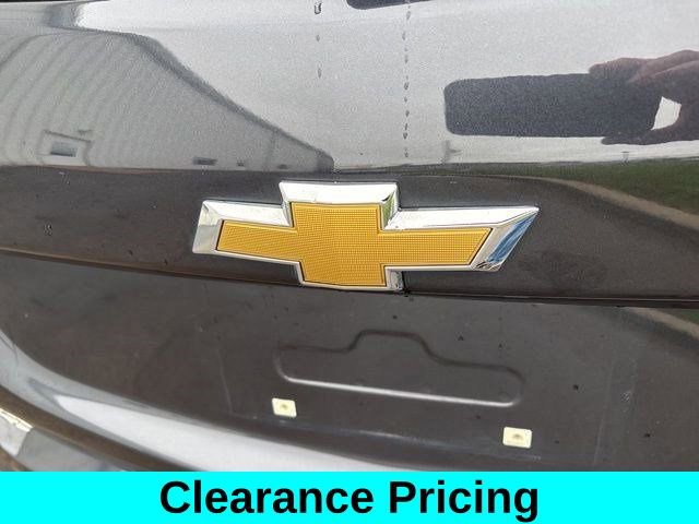 Used 2022 Chevrolet Equinox LT w/ Driver Convenience Package image 49