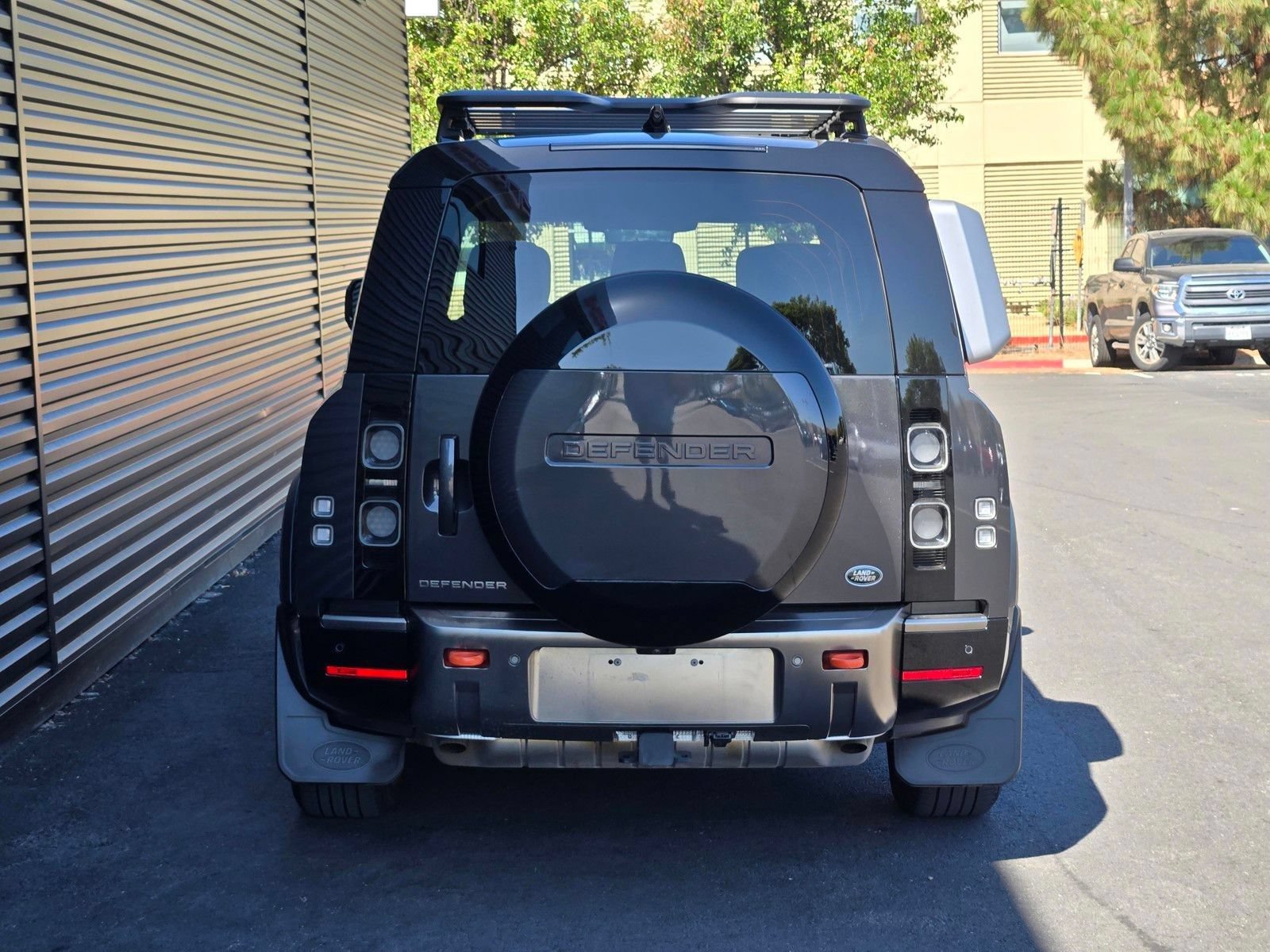 Used 2023 Land Rover Defender 130 X AWD/4WD image 6