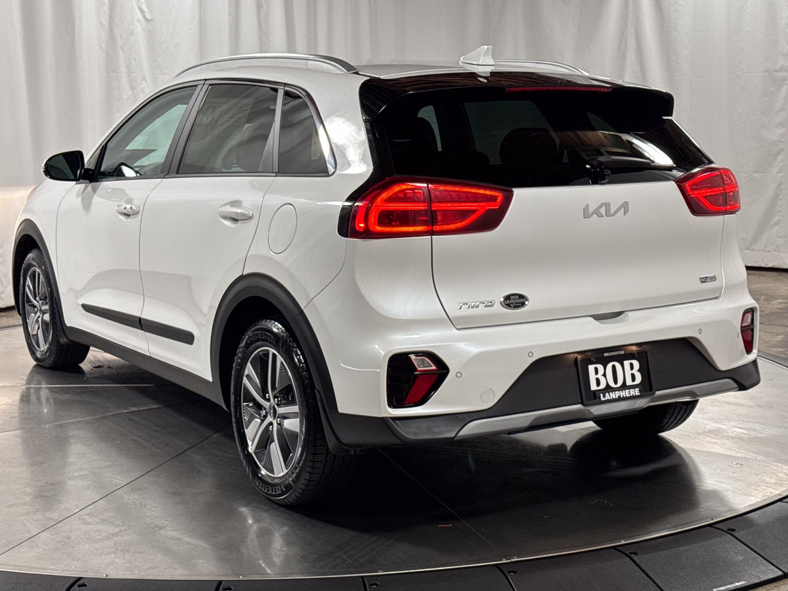 Certified 2022 Kia Niro EX Premium FWD image 9