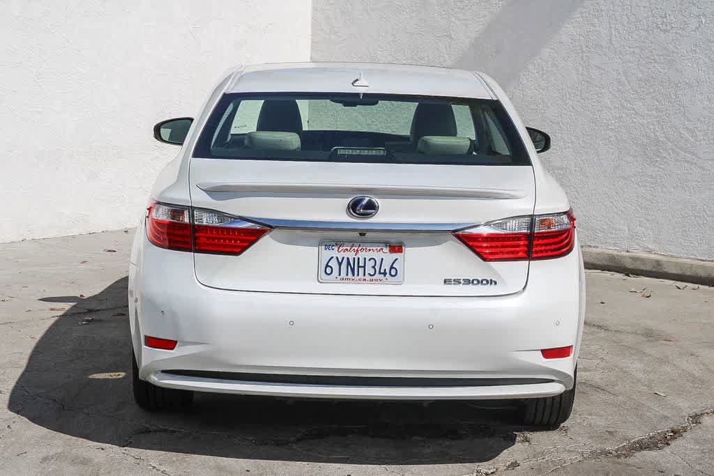 Used 2013 Lexus ES 300h w/ Premium Pkg FWD image 5