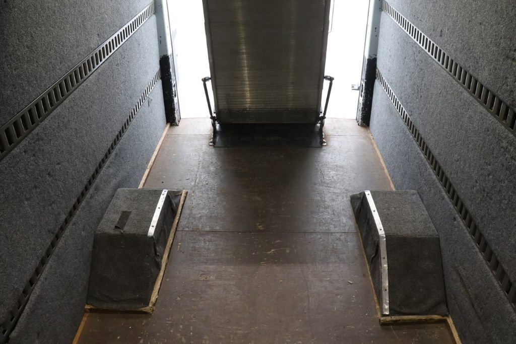 Used 2017 Ford Transit 350 148 High Roof Extended DRW image 31