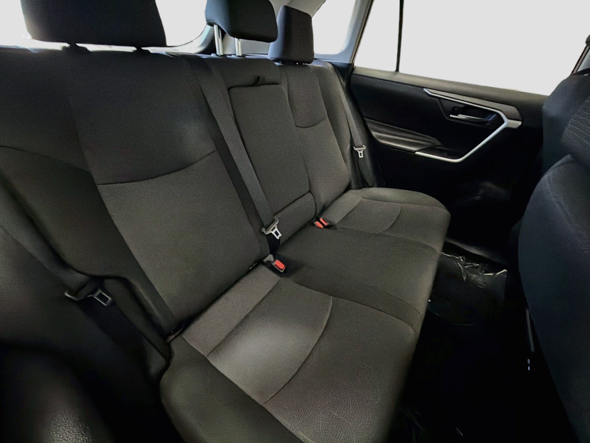 Used 2025 Toyota RAV4 XLE FWD image 14