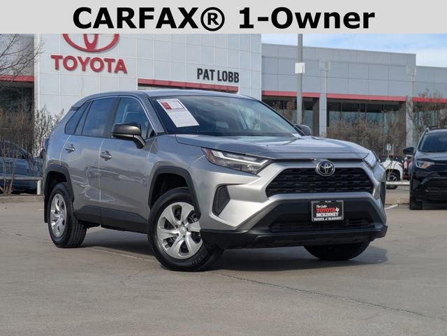Used 2023 Toyota RAV4 LE image 2