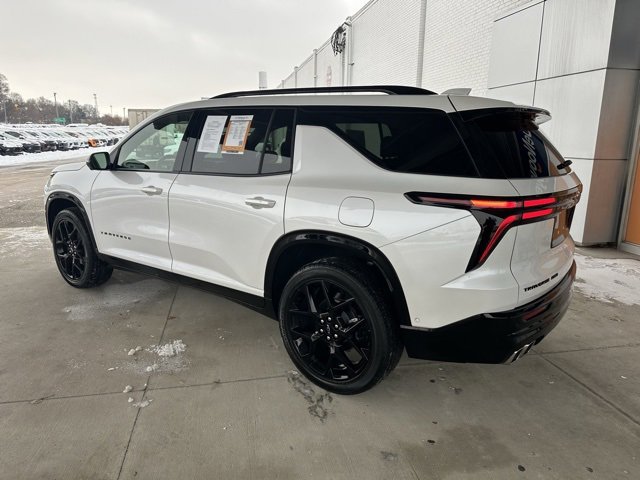 Certified 2025 Chevrolet Traverse RS image 10