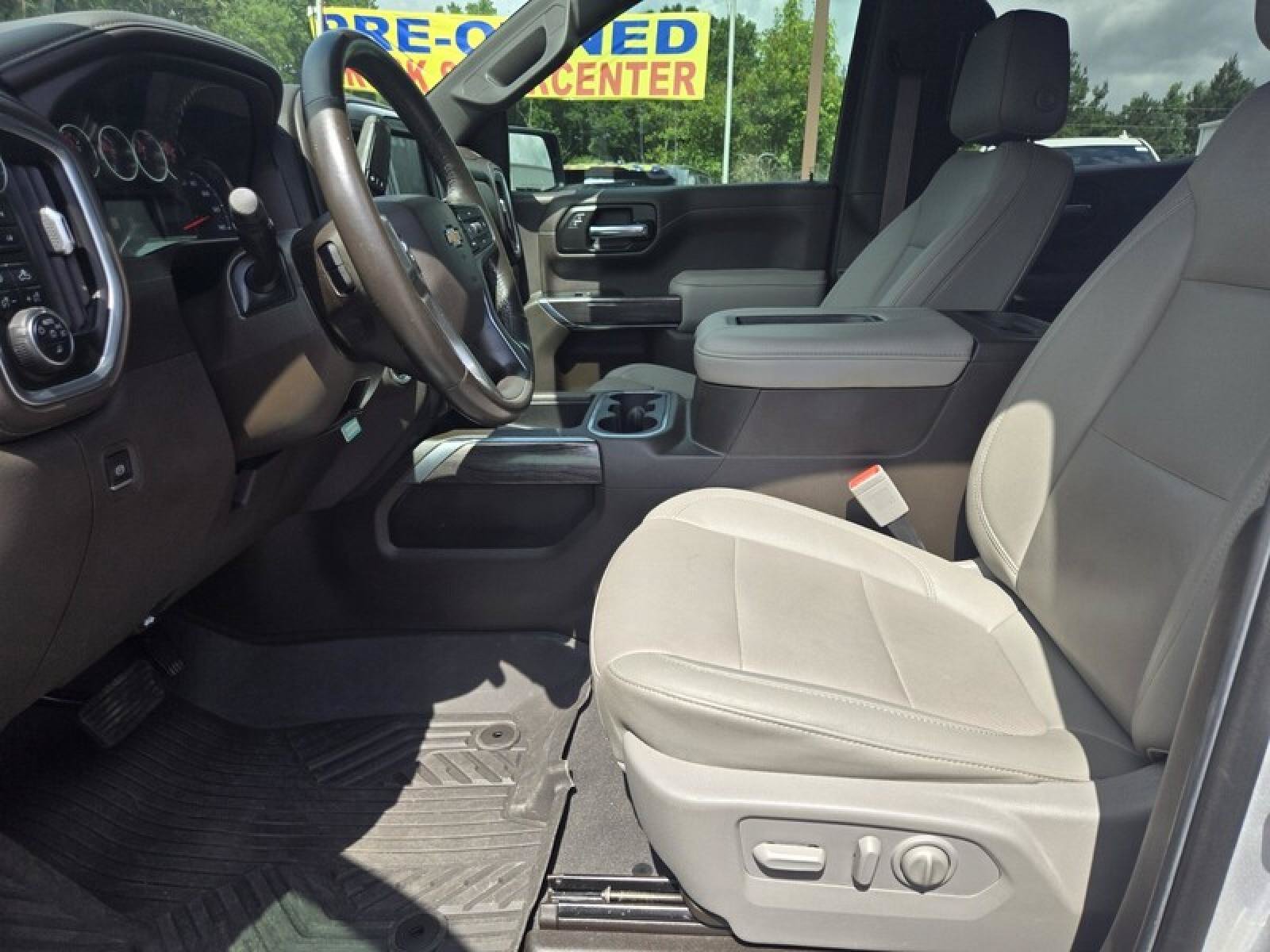 Used 2022 Chevrolet Silverado 1500 LTZ AWD/4WD image 18