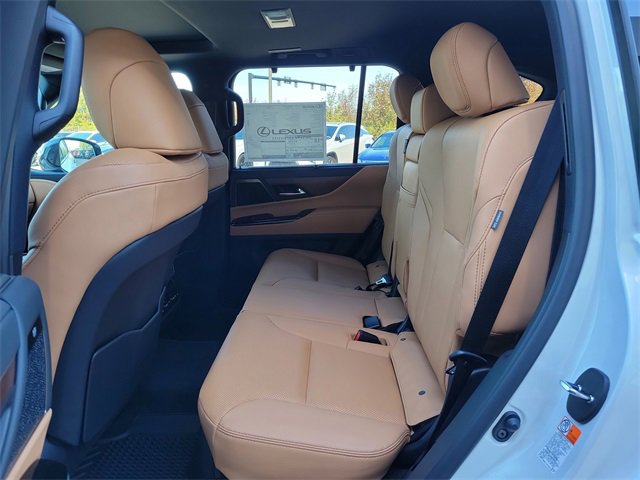 New 2025 Lexus LX 600 4WD w/ Premium Package image 12