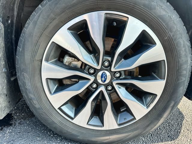 Used 2023 Subaru Outback Touring XT AWD/4WD image 11