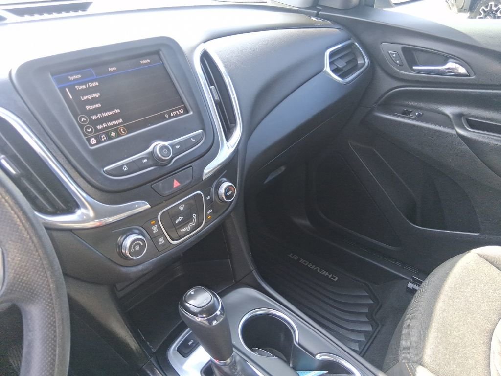 Used 2020 Chevrolet Equinox LT image 18