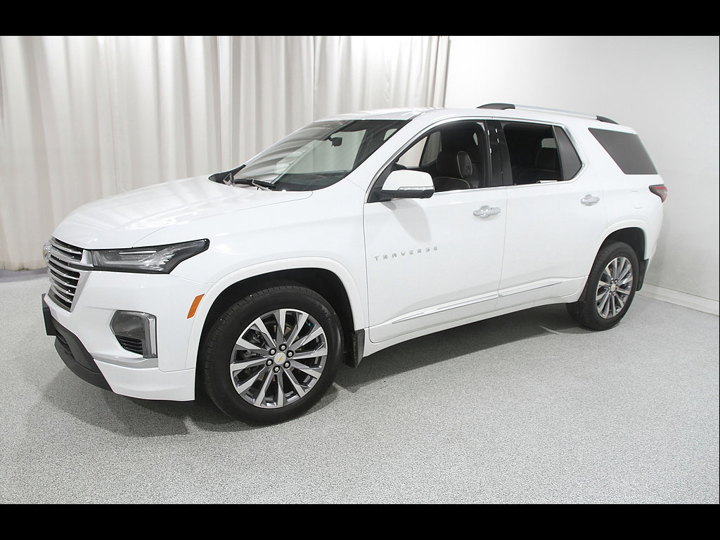 Certified 2022 Chevrolet Traverse Premier FWD image 3