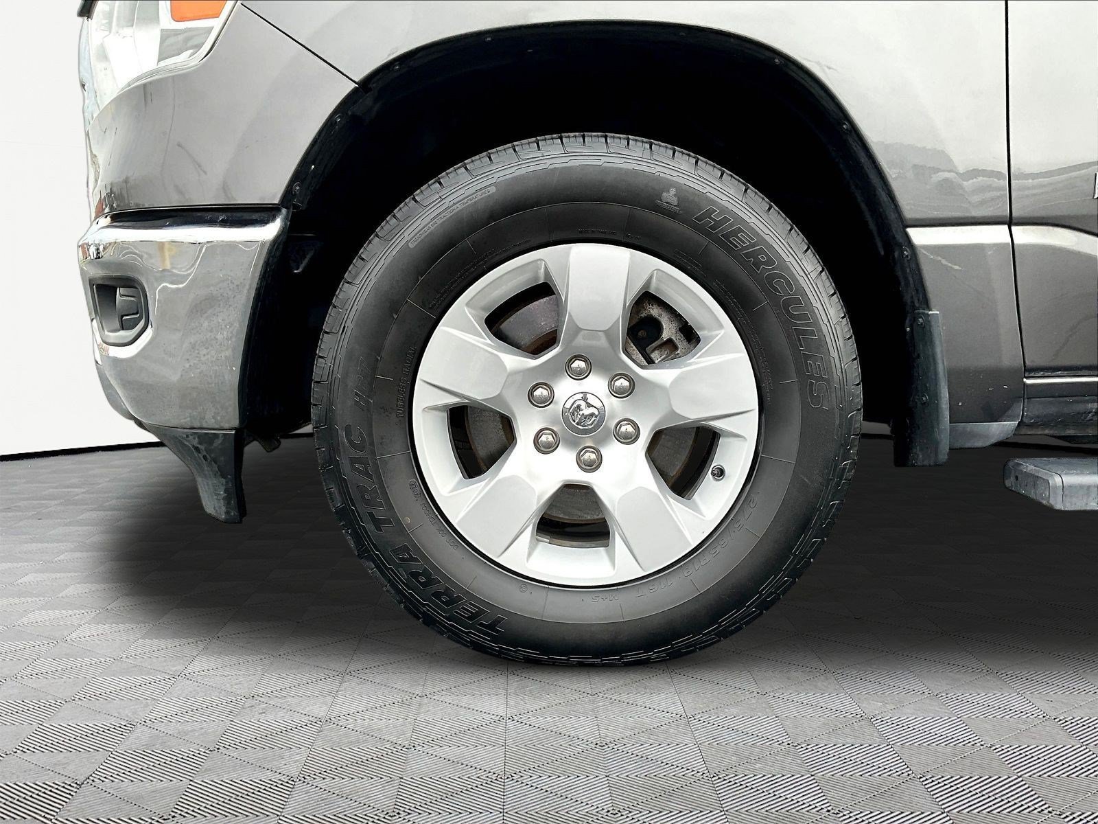Used 2020 RAM 1500 Big Horn AWD/4WD image 34