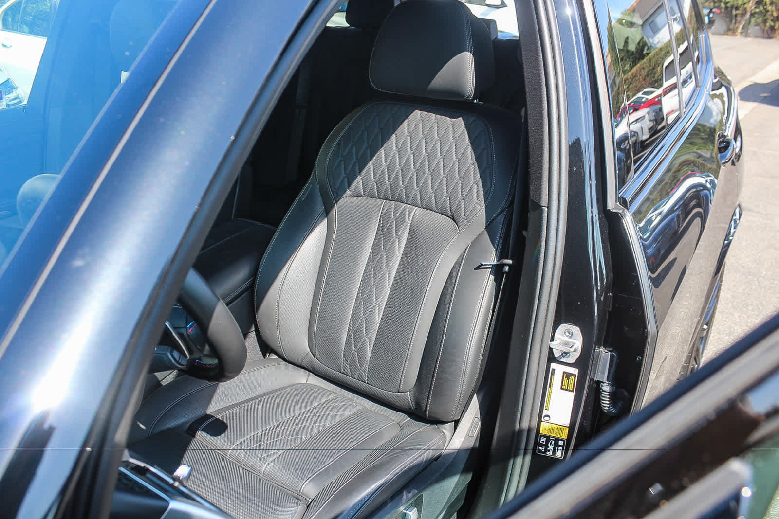 Used 2024 BMW X5 M60i w/ Executive Package AWD/4WD image 25