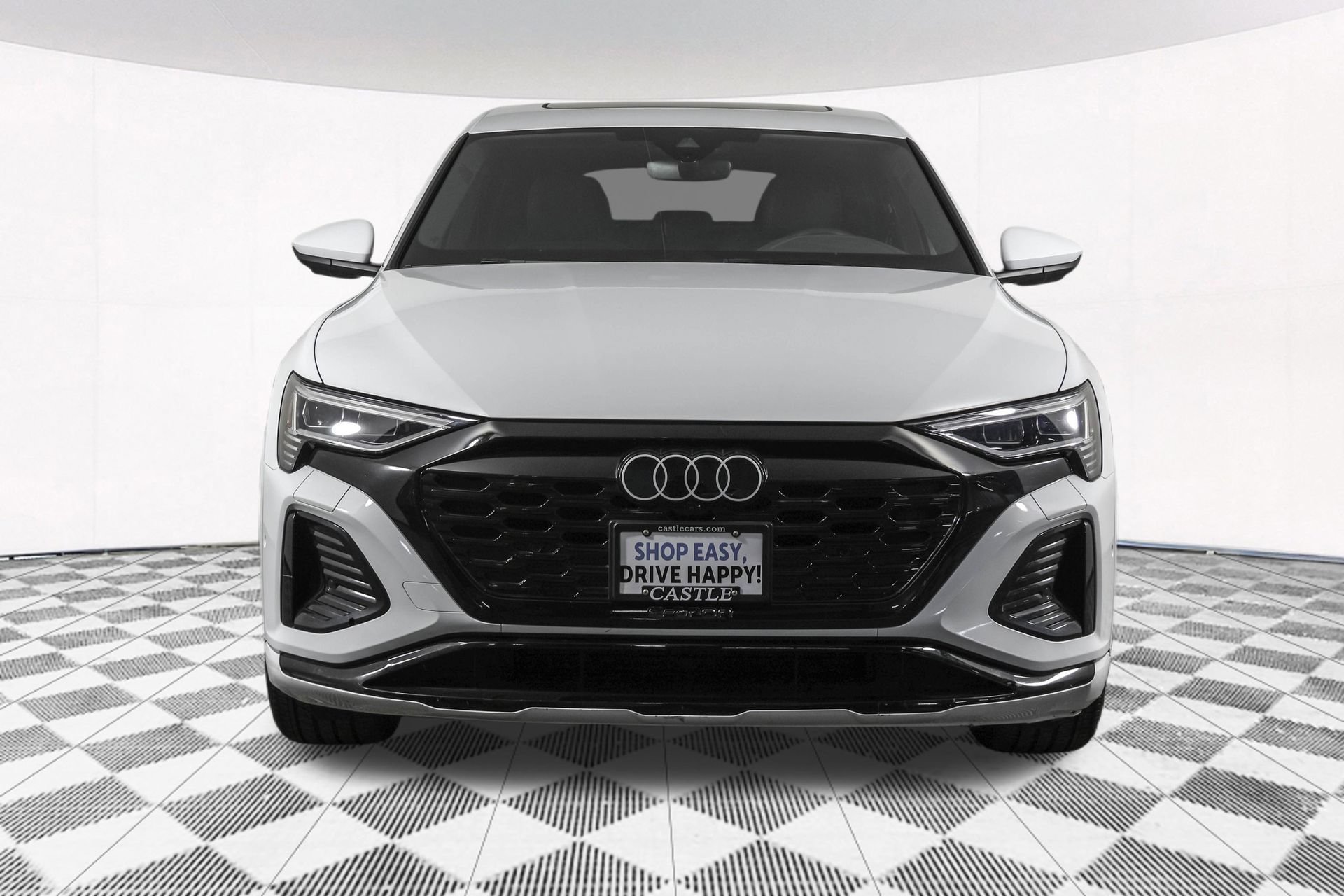 Used 2024 Audi Q8 e-tron Premium Plus w/ Premium Plus Package AWD/4WD image 10