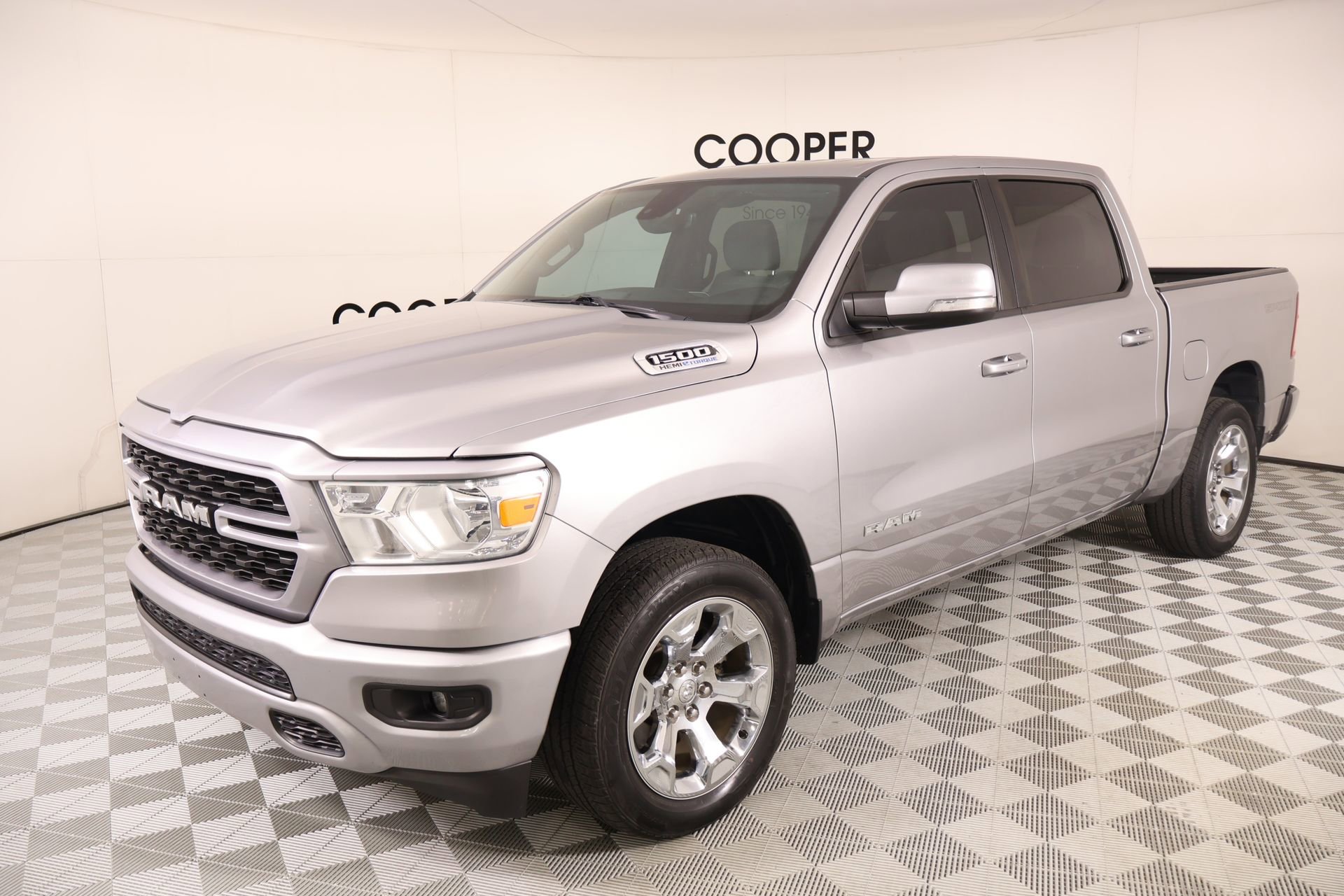 Used 2022 RAM 1500 Lone Star AWD/4WD image 9